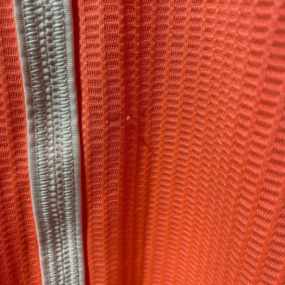 Under Armour Twist Back Coral Tank Extra Small - Picture 8 of 10